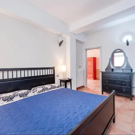 Sabina Apartament *