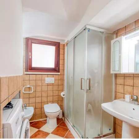 Sabina Apartament *